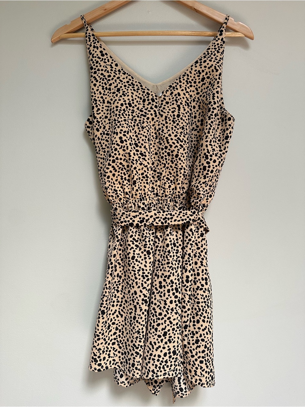She +‎ Sky Cheetah Print Belted Romper Beige & Black Women’s Small - Picture 6 of 9